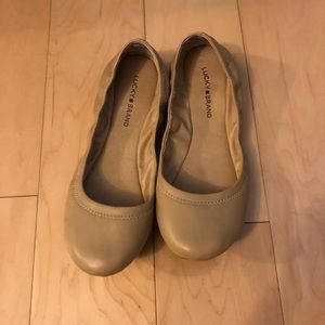 Nude lucky ballet flats